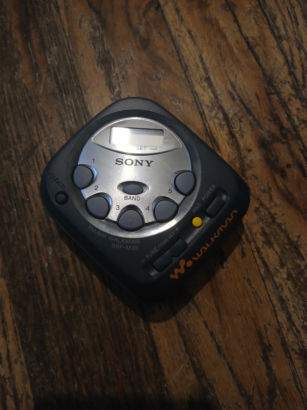 Sony Portable FM/AM Walkman SRF-M35 - Black/Silver
